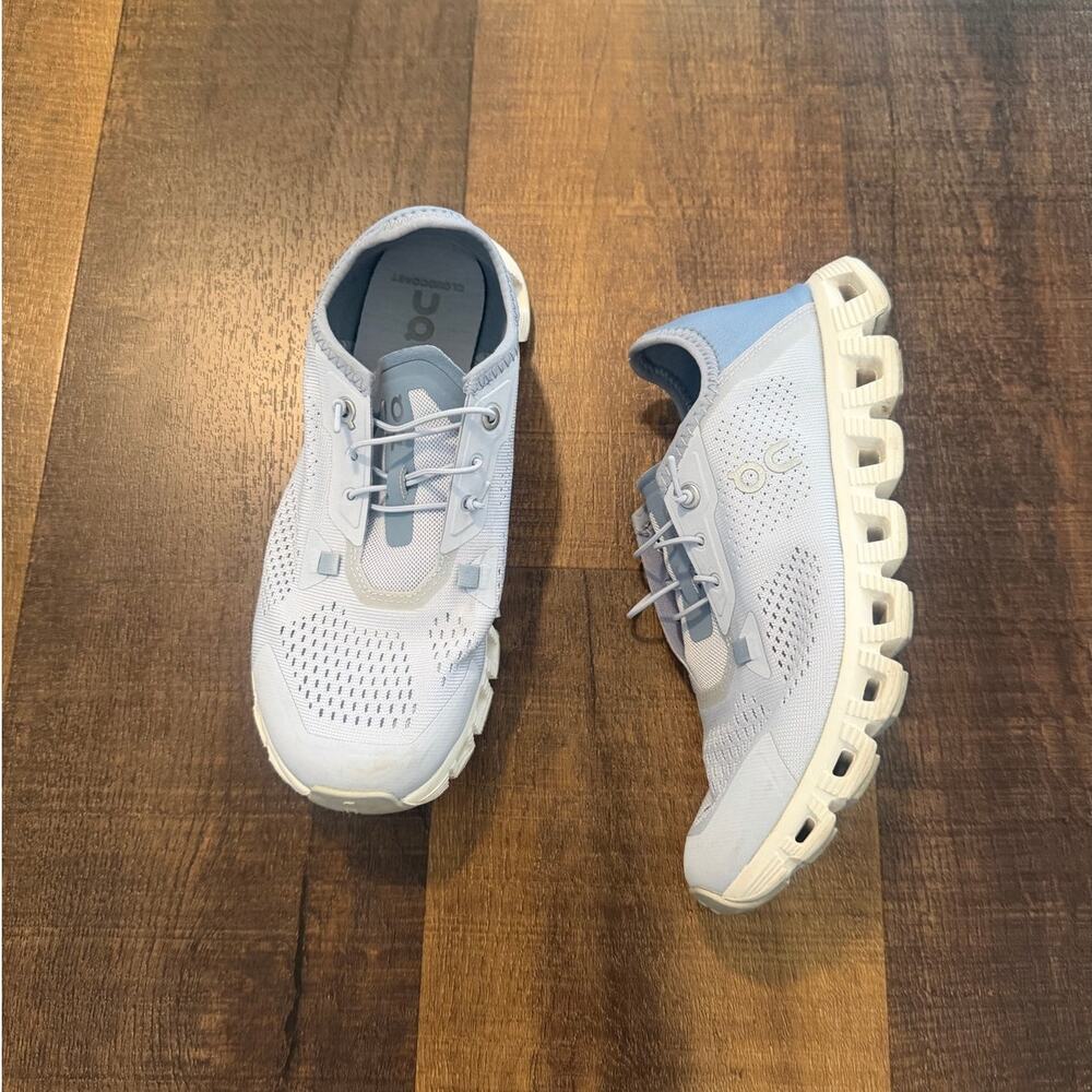 On Cloud Cloudcoast Running Sneakers Light Blue Women's US 7 - Picture 2 of 9